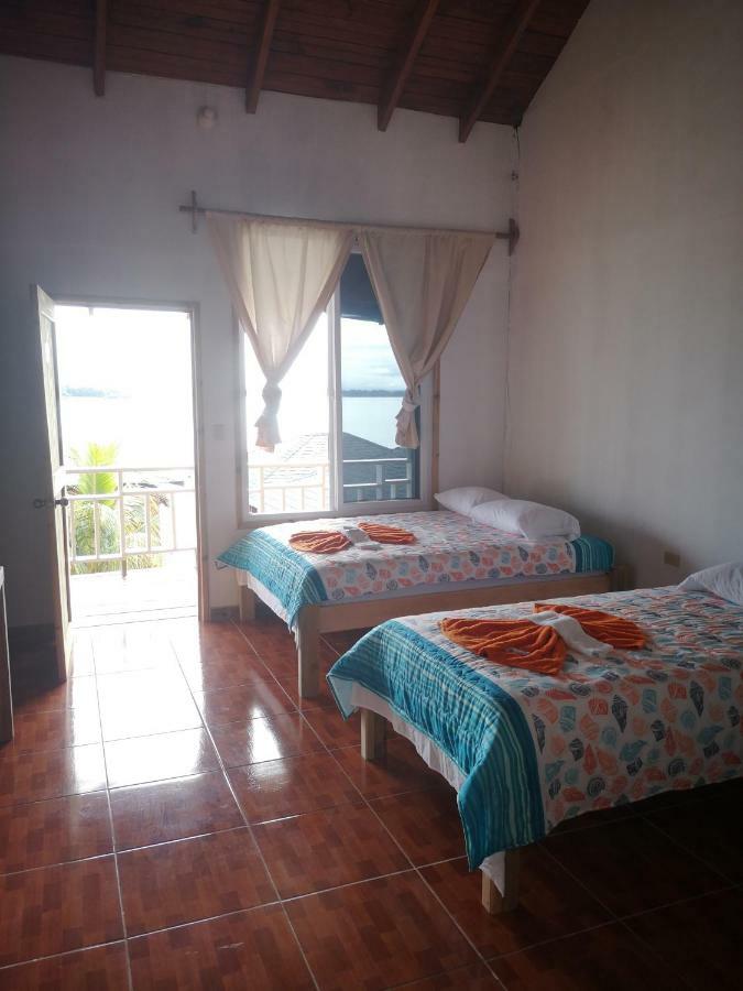 Linda Vista Otel Rio Dulce Town Dış mekan fotoğraf